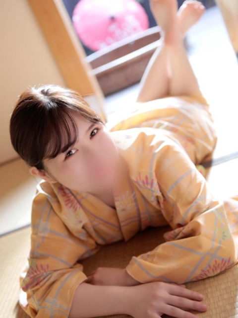 ニュー不夜城 もえ