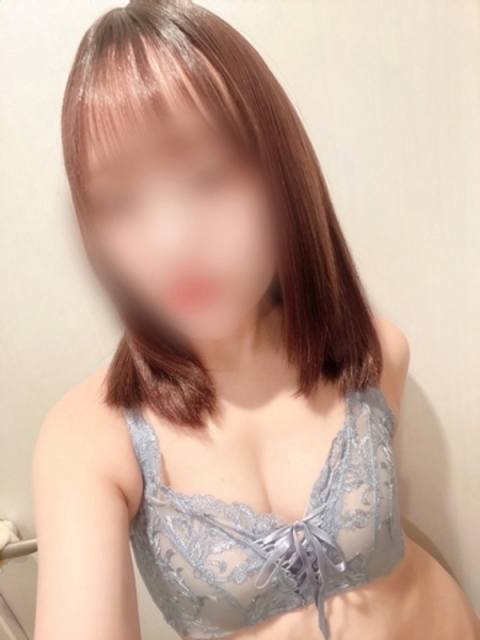 みい